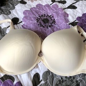 Cream color boost plunge bra